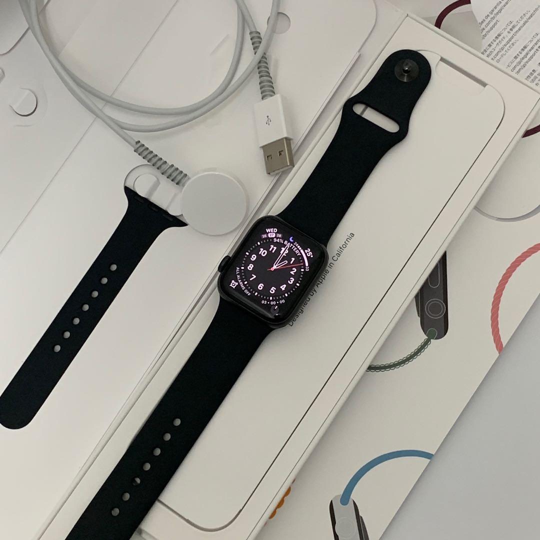 Apple Watch SE space gray 40mm