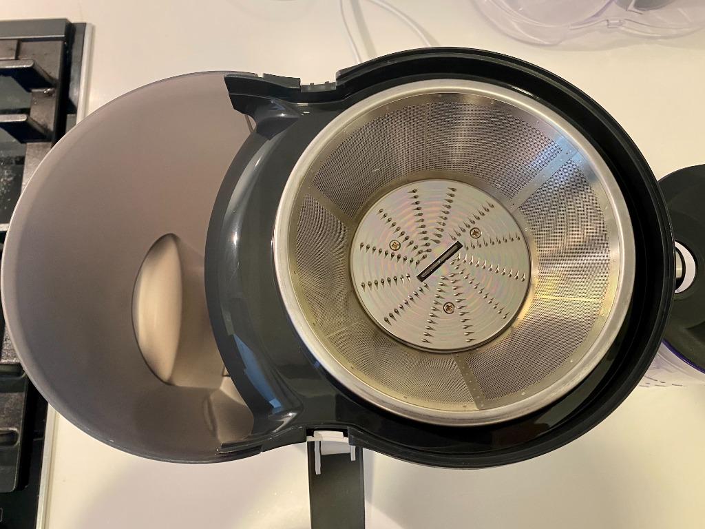 Philips Compact Food Processor HR7320/01, TV & Home Appliances