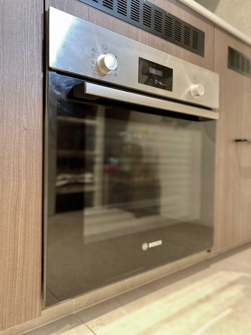 Bosch built in oven hbf114br0k top