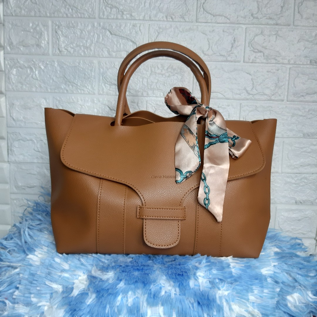 Olivia deals hassler bag
