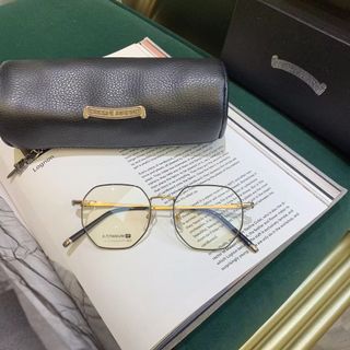 （分類：）位於 。 由 sunkcostt 提交（商品編號 1069662355，圖片 1）。簡介： 。