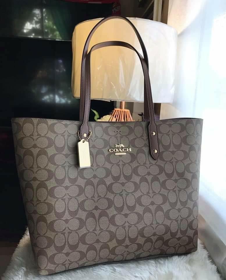 coach tote