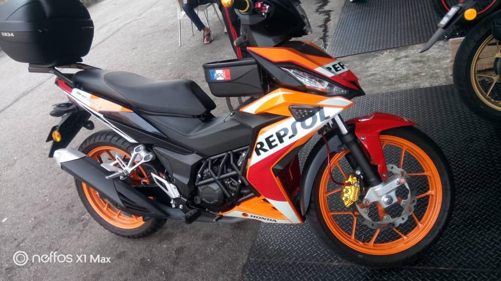 Cover Set Repsol RS150 V2 include engine cover Motorbikes on Carousell