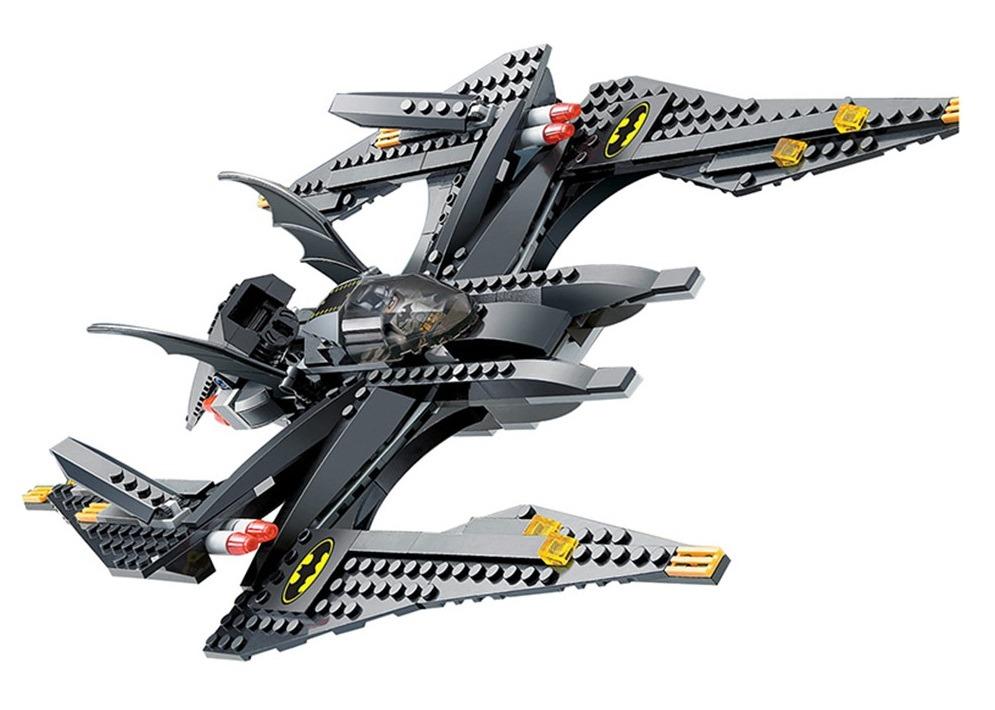 Batman hotsell lego airplane