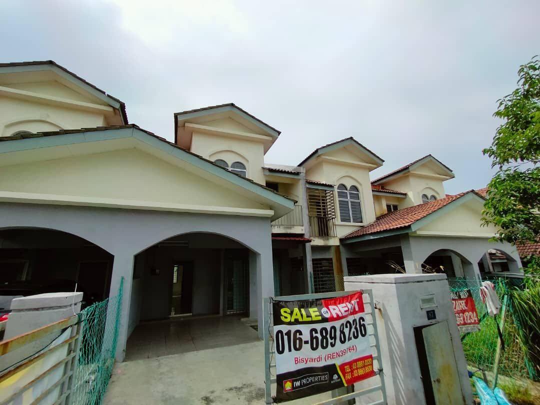Freehold Double Storey Terrace House Taman Salak Perdana Salak Tinggi Sepang Property For Sale On Carousell