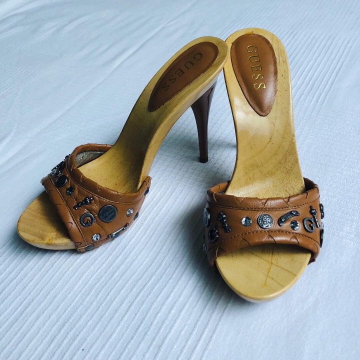 Guess wooden heels hot sale