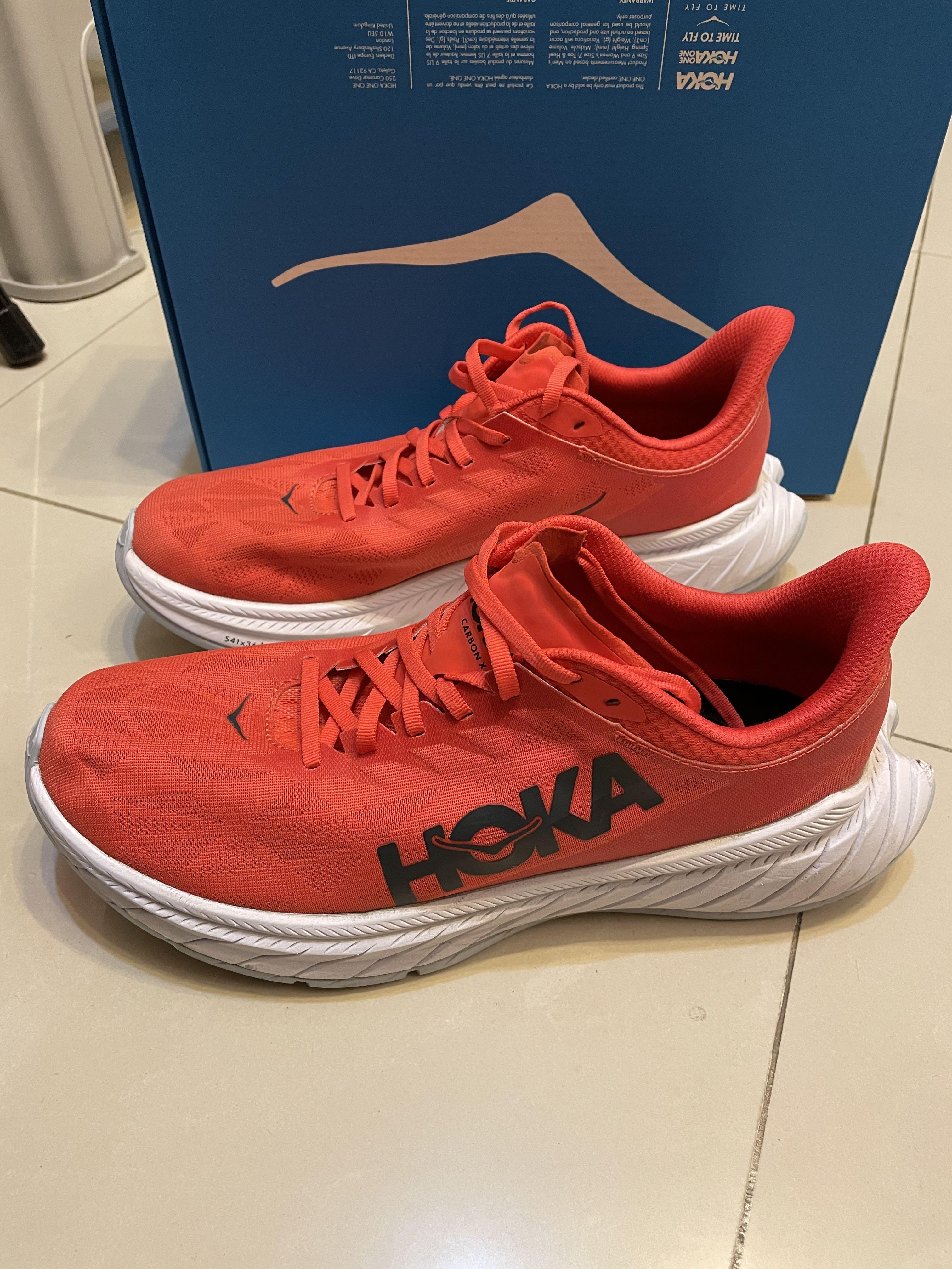 Revendeur hoka one one top