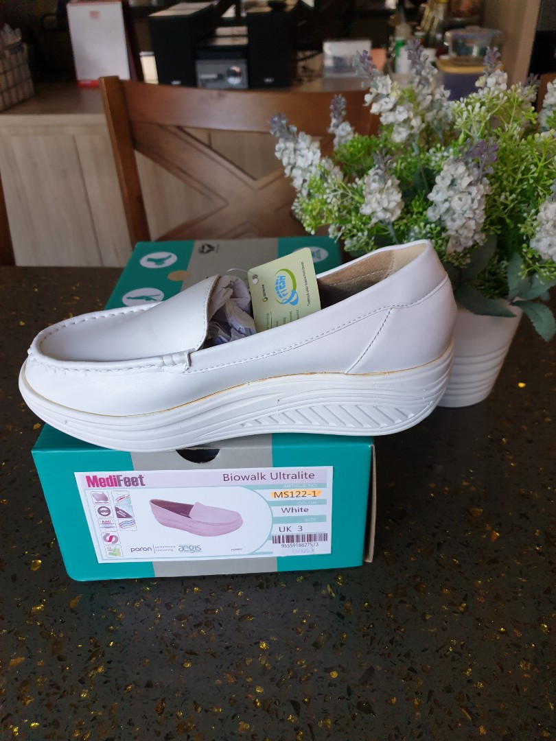 Medifeet Nurse Shoes UK3