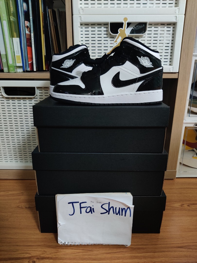 aj1 mid panda