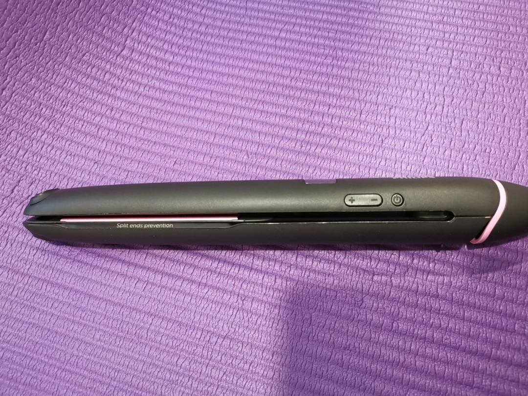 Philips ceramic keratin ionboost on sale straightener