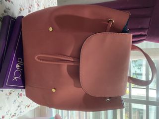 (Category: ) located in . Submitted by preloved_all (Listing ID 1069629342, Image 1). Description: .