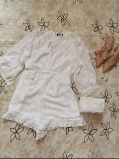 (Category: ) located in . Submitted by _preloved_sf (Listing ID 1069537316, Image 1). Description: .