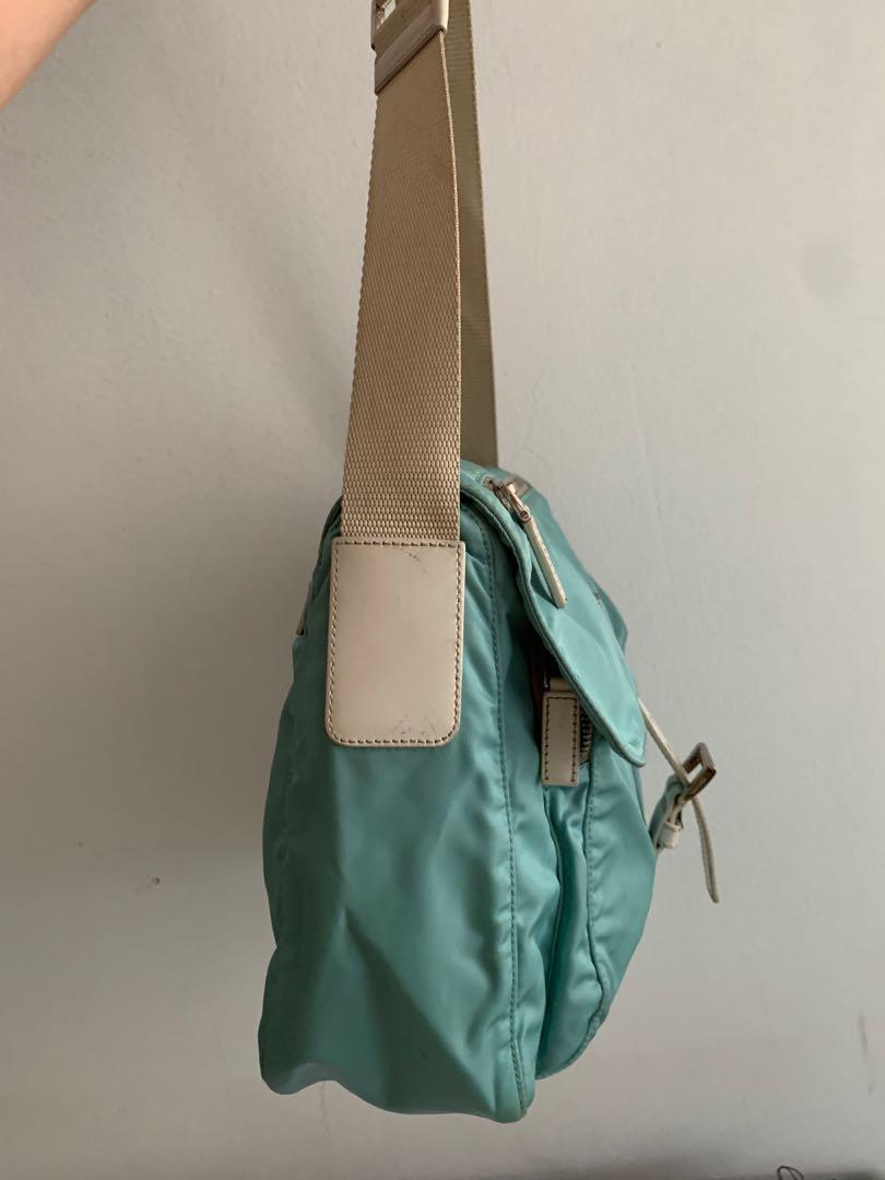 Prada Tracolla Vela Sport BT8994 Nylon Crossbody Bag Tas in Anice Bianco