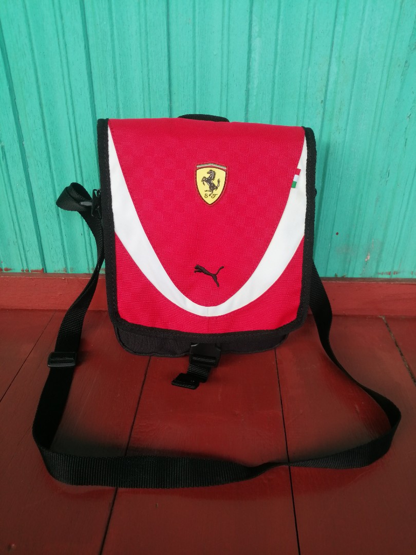 Puma ferrari shop replica messenger bag