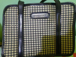 (Category: ) located in . Submitted by decluttering.manila (Listing ID 1069612450, Image 1). Description: .