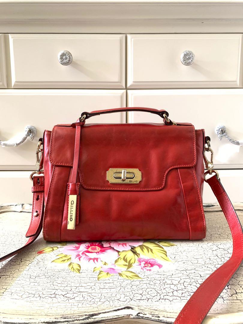 Sling bag Gillivo, Fesyen Wanita, Tas u0026 Dompet di Carousell