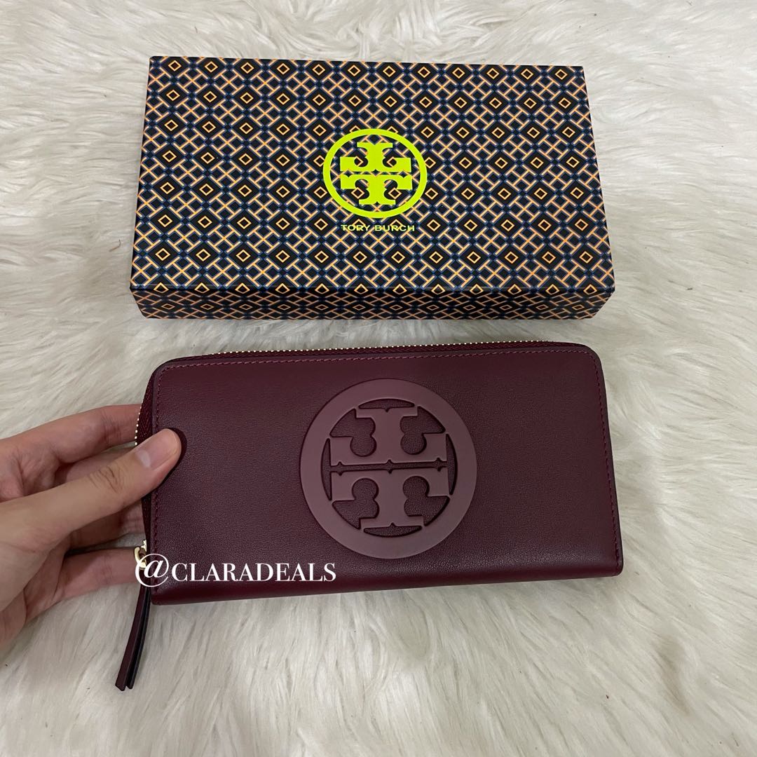 Tory Burch Charlie Zip Continental Long Wallet, Luxury, Bags & Wallets on  Carousell