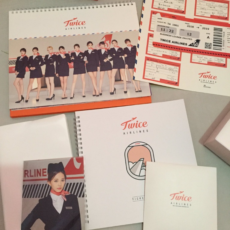 SUPER SALE] [SUPER RARE] TWICE JAPAN SEASON'S GREETINGS 2019