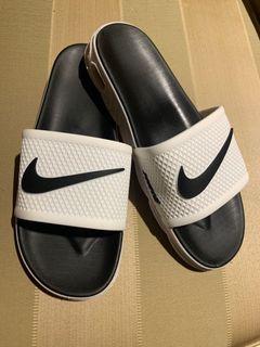 nike sliders size 12