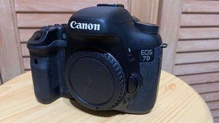 2 days flash sale - Canon EOS 7D (body)