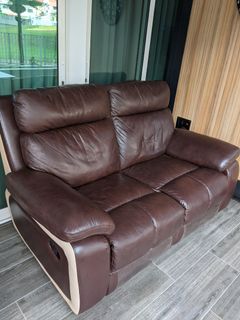 (Category: ) located in . Submitted by ashleyting (Listing ID 1069686119, Image 1). Description: .