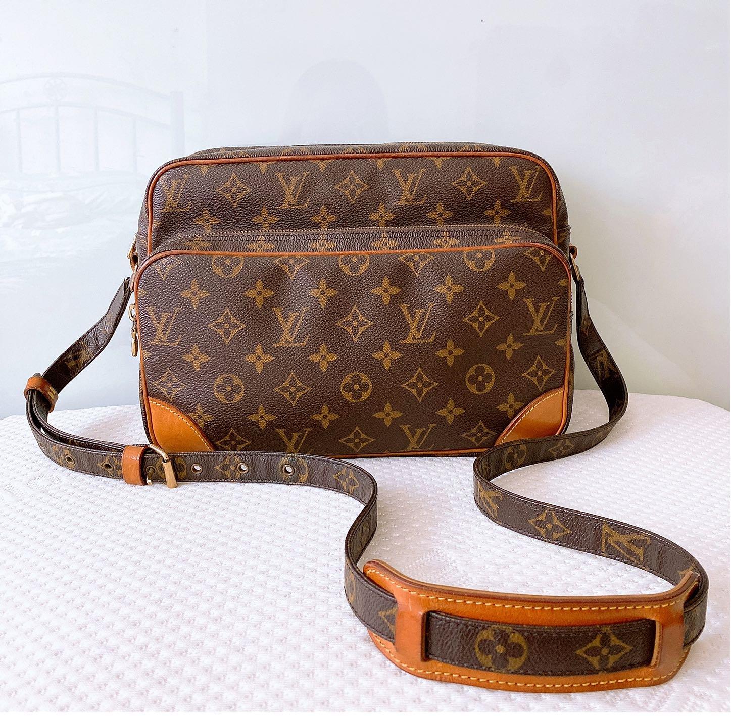 Authentic Louis Vuitton Monceau 26 Monogram Bag, Women's Fashion, Bags &  Wallets, Purses & Pouches on Carousell