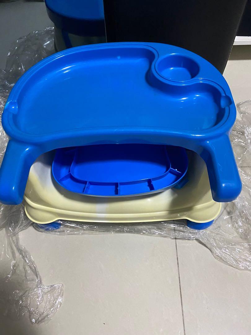 Baby sit/chair with table, Babies & Kids, Nursing & Feeding, Baby High