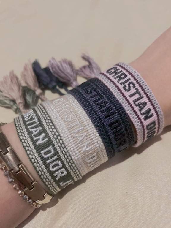Christian shop dior friendship