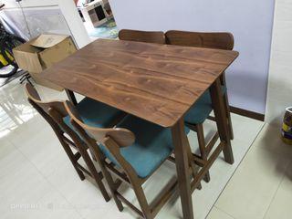 Dining Table (4 Pax)