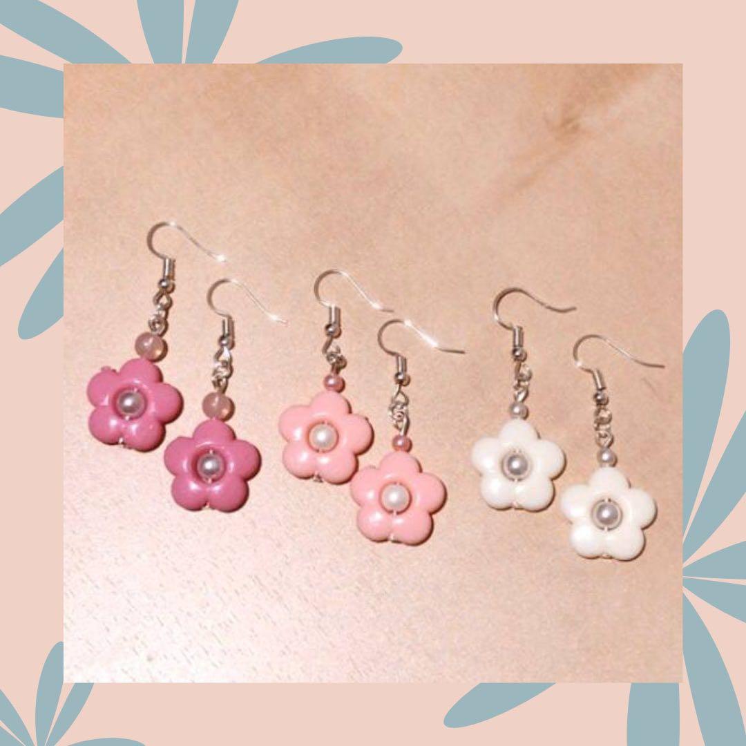 Cute flower top earrings