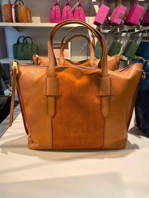 Skylar deals fossil bag