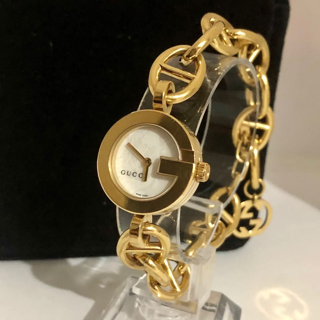 Gucci 107 Ladies Charm Watch Gold, Women's Fashion, Watches ...