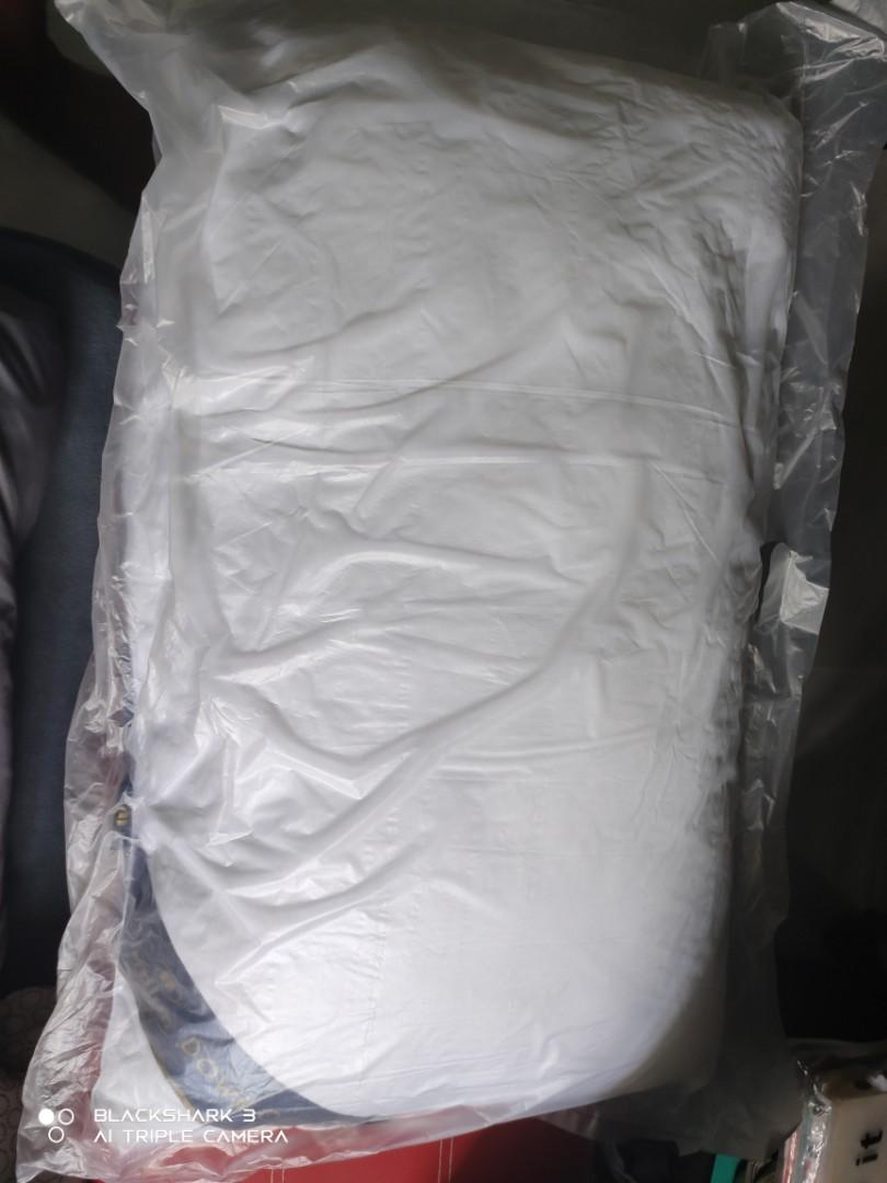 Hilton down quilt, Furniture & Home Living, Bedding & Towels on Carousell