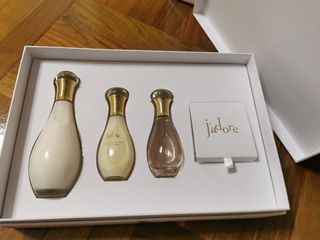 （分類：）位於 。 由 beeberley 提交（商品編號 1069815596，圖片 1）。簡介： 。