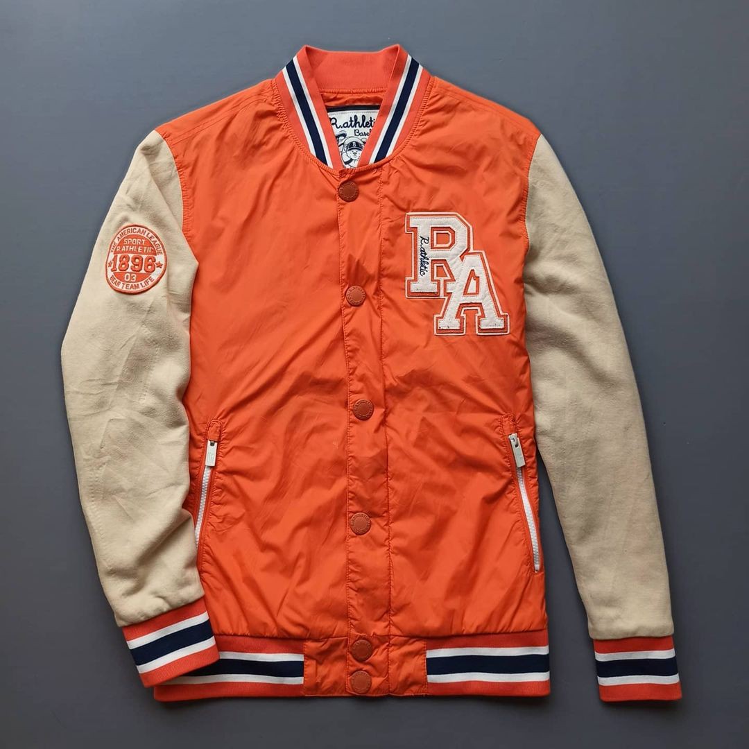 Jaket Varsity Baseball, Fesyen Pria 