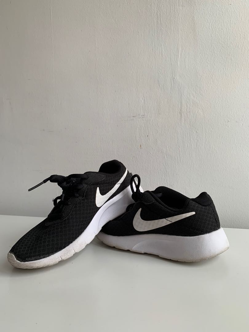 nike tanjun little kid