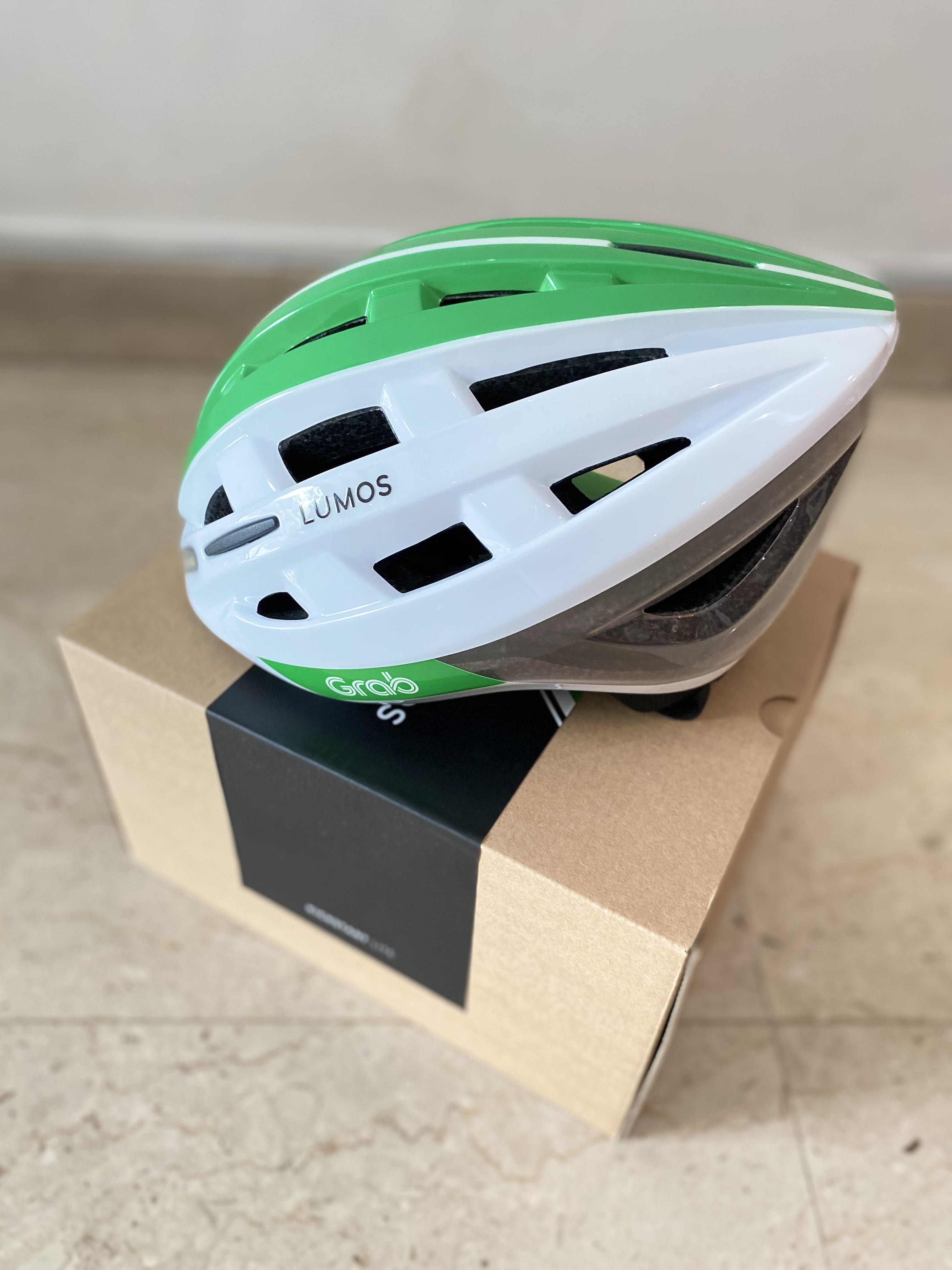 LUMOS Grab Helmet Sports Equipment Bicycles Parts Bicycles on
