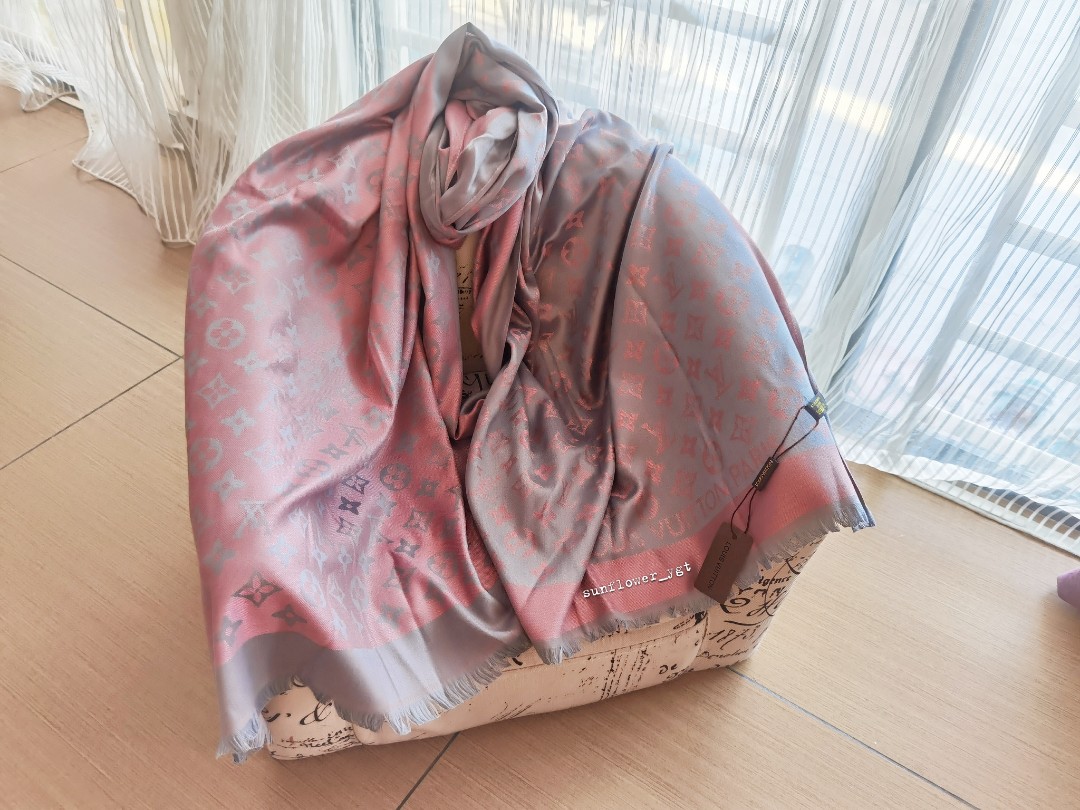 Pink top lv scarf