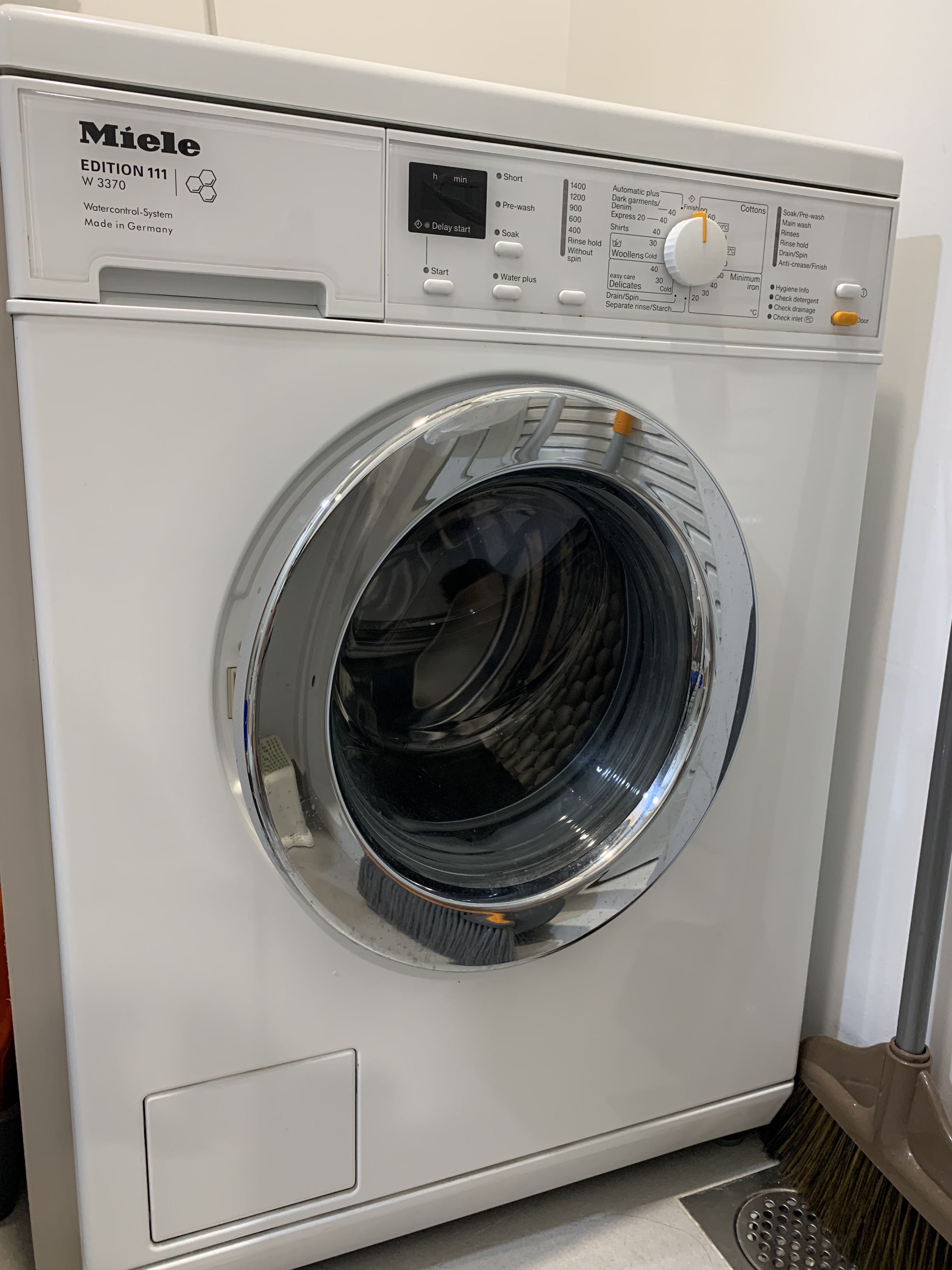 Miele washing machine not working, TV & Home Appliances, Washing