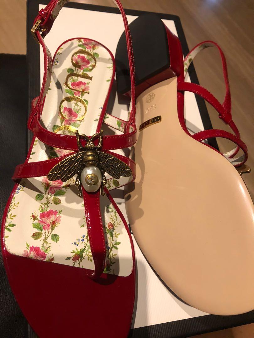 Gucci shop bee sandals