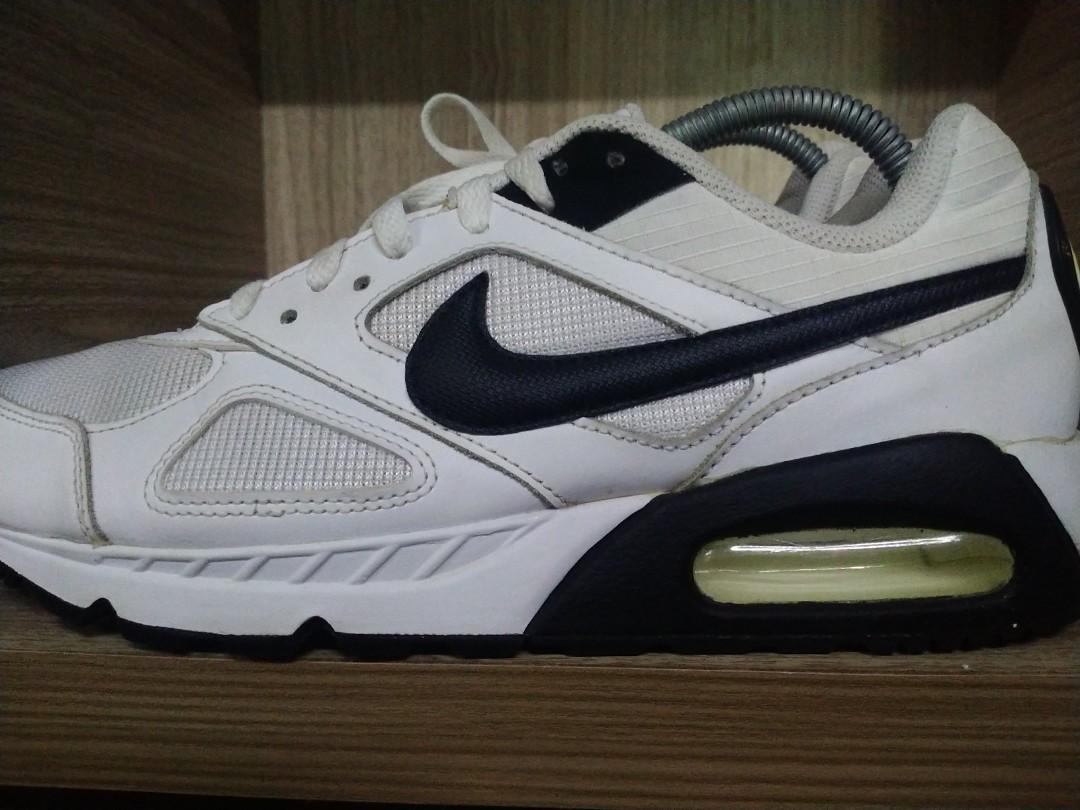 Nike air max Ivo, Men's Fashion, Footwear, Sneakers on Carousell