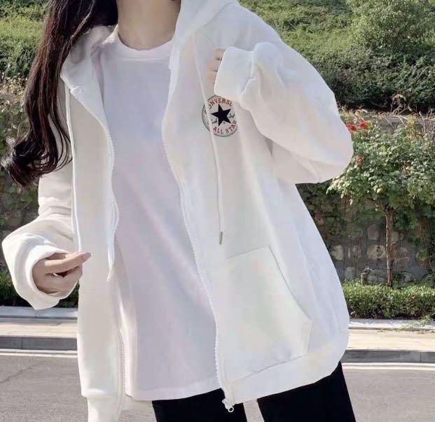 White on sale hoodie girls
