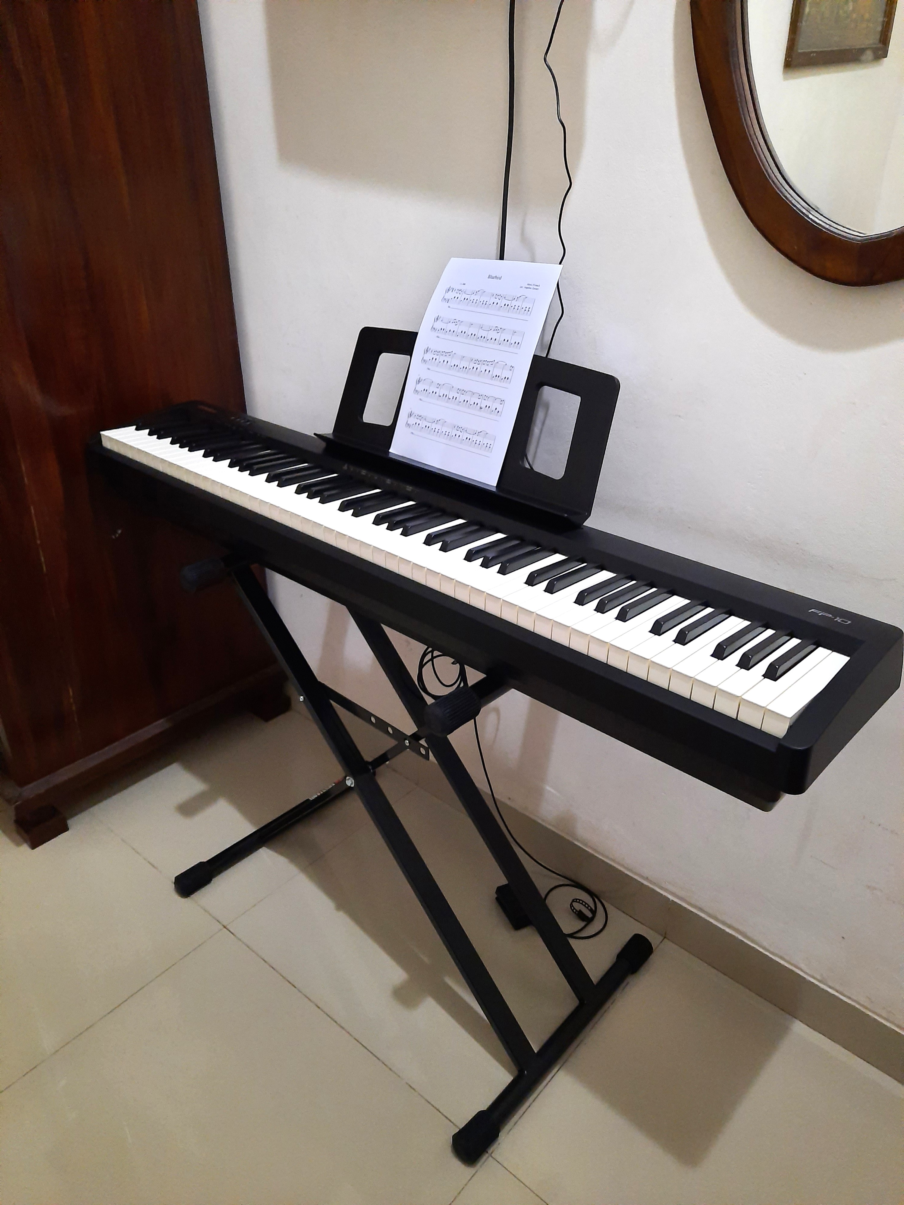Roland fp store 10 bekas