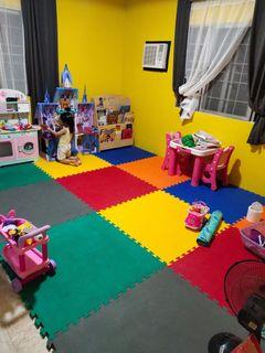 Rubber mat kids room