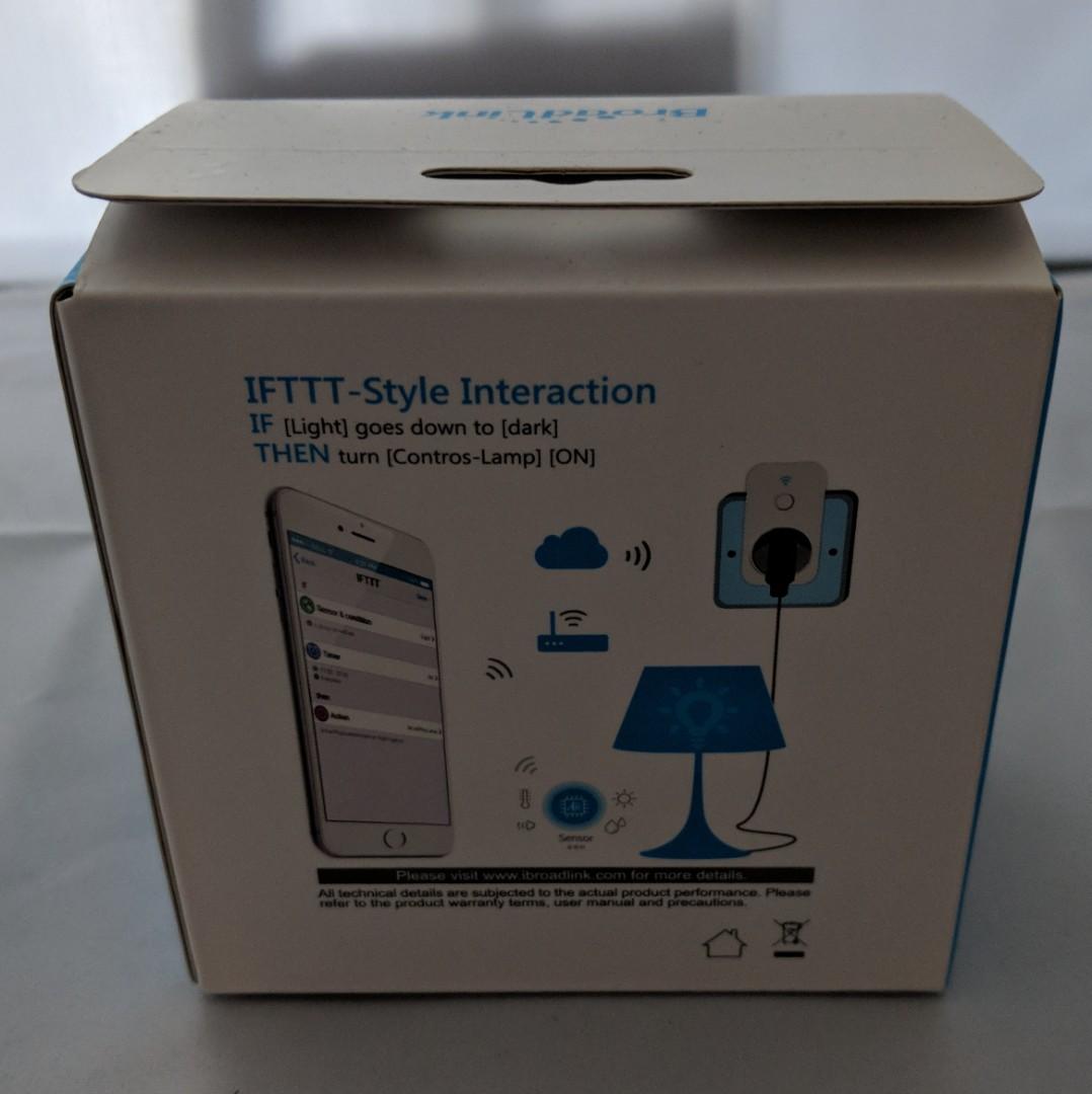 Smart Plug (Category: Everything Else) located in Singapore. Submitted by memories4sale (Listing ID 1069707979, Image 2). Description: Smart Plug On/Off light using Phone to control Broadlink Contros.