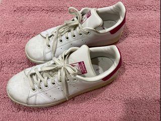 stan smith female