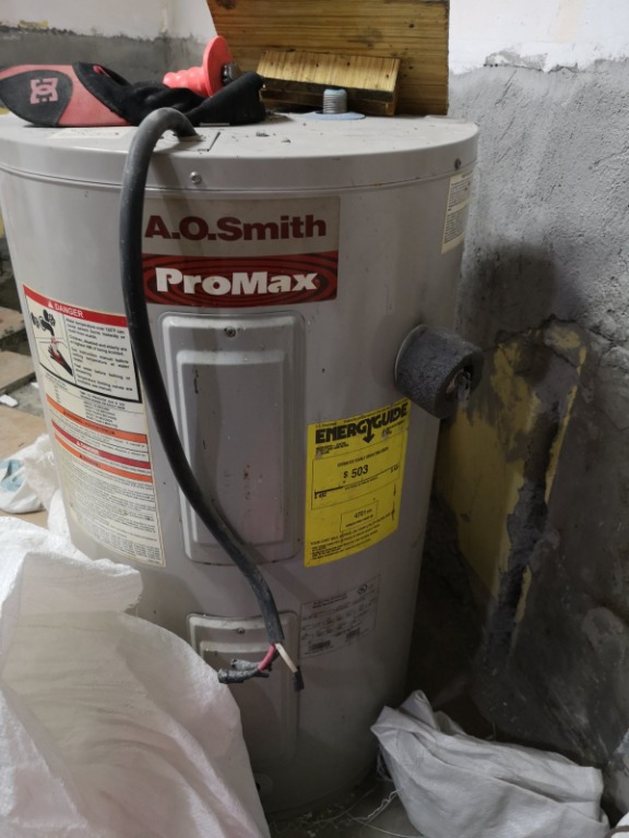 AO Smith Promax Water Heater ECS 30P 200, TV u0026 Home Appliances, Air  Conditioning and Heating on Carousell