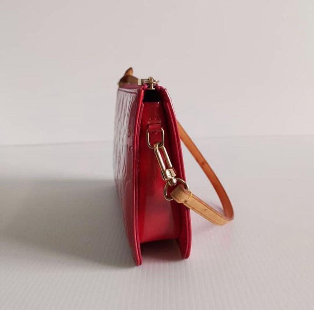 Louis Vuitton Red Vernis Lexington Pochette *NEVER USED*