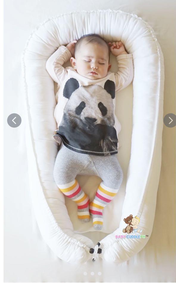 Baby cuddle - pure white (Category: Other Baby Bathing & Changing Needs) located in San Juan City. Submitted by protoolsmnl (Listing ID 1069965147, Image 2). Description: Well loved bought march 2019 used a few times only 6 Ways to Use a Babycuddle Bed In the baby crib as a bed insert In the couch (we highly recommended adult supervision whether the baby is awake or asleep.) In the bedroom For baby exercise (tummy time & playing) On trip and trav