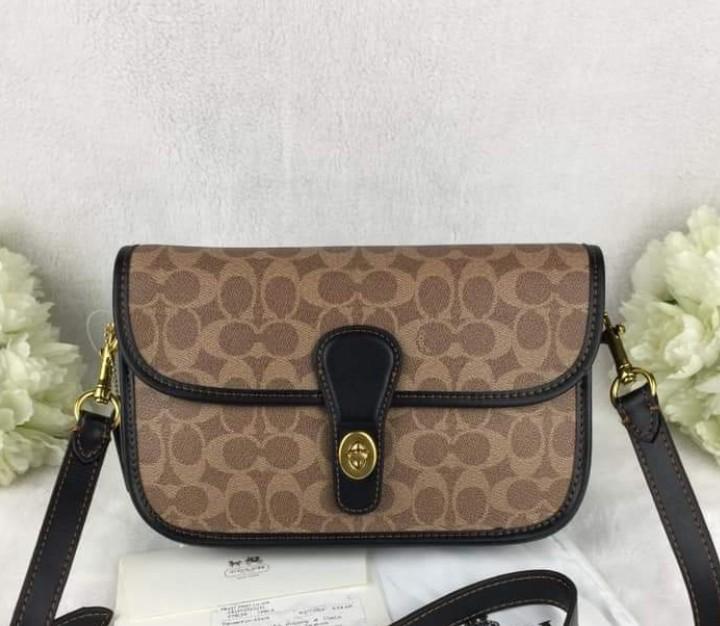 Coach turnlock tab new arrivals messenger